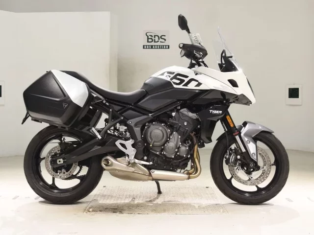 Triumph  TIGER SPORT 660 лот № 0559 оценка 6  с аукциона в Японии