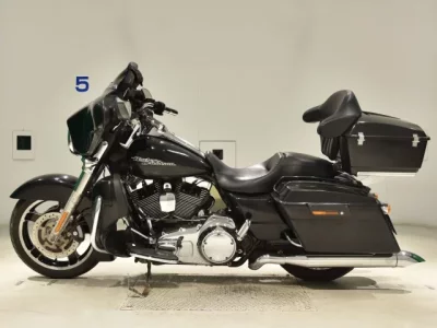 Harley-Davidson HARLEY FLHX1580  с аукциона в Японии