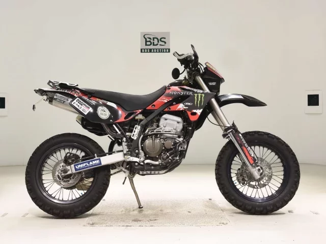 Kawasaki D-TRACKER лот № 7916 оценка 4  с аукциона в Японии
