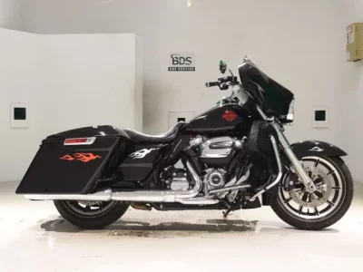 Harley-Davidson HARLEY FLHT1750  с аукциона в Японии