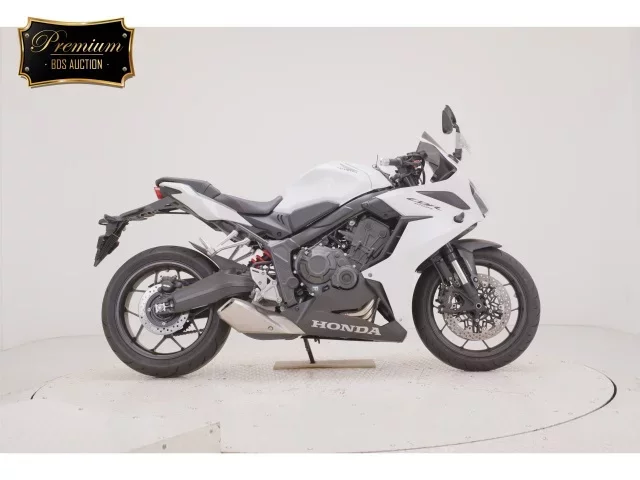 Honda CBR650R лот № 2502 оценка 5  с аукциона в Японии