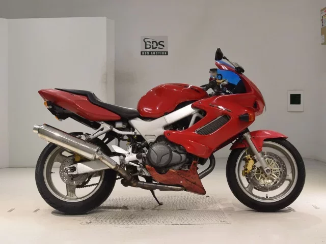 Honda VTR1000F лот № 0394 оценка 4  с аукциона в Японии