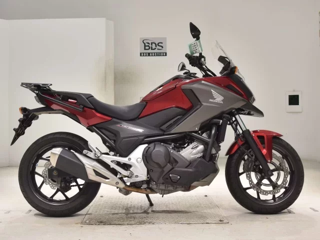 Honda NC750XDLD-2 лот № 2803 оценка 5  с аукциона в Японии