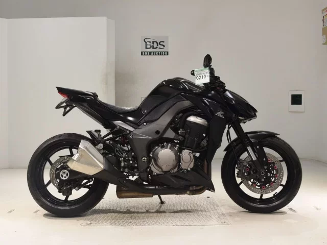 Kawasaki Z1000-5 лот № 0210 оценка 5  с аукциона в Японии