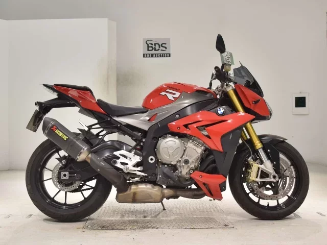 BMW  S1000R лот № 0143 оценка 4  с аукциона в Японии