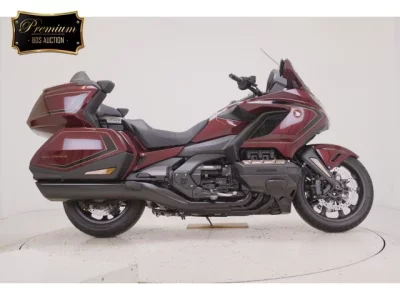 Honda GL1800 TOUR D  с аукциона в Японии
