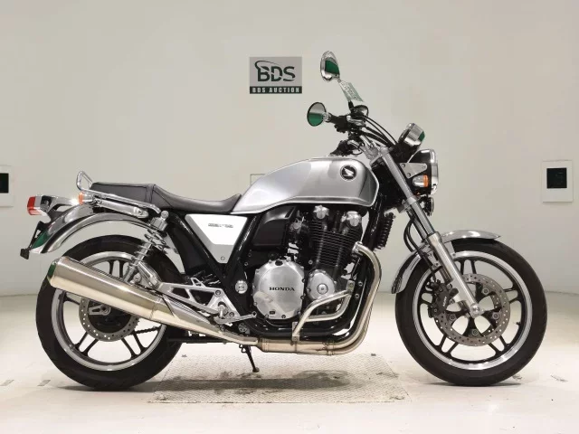 Honda CB1100 лот № 8046 оценка 5  с аукциона в Японии