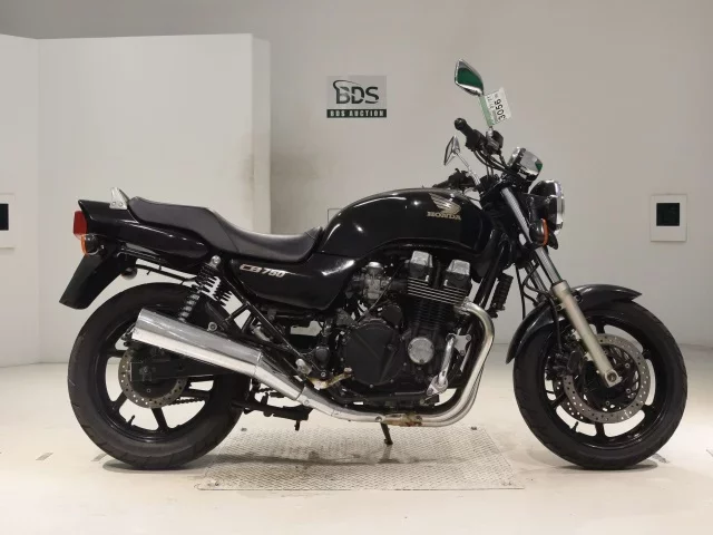 Honda CB750 лот № 3056 оценка 4  с аукциона в Японии