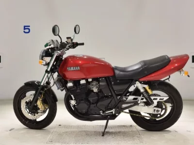 Yamaha XJR400R-1  с аукциона в Японии