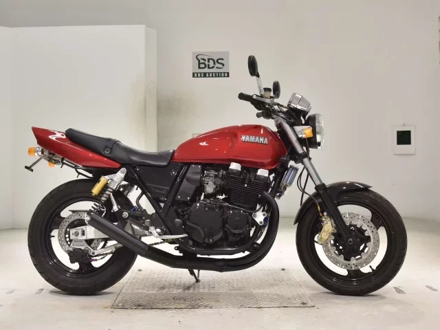Yamaha XJR400R-1 лот № 2954 оценка 4  с аукциона в Японии