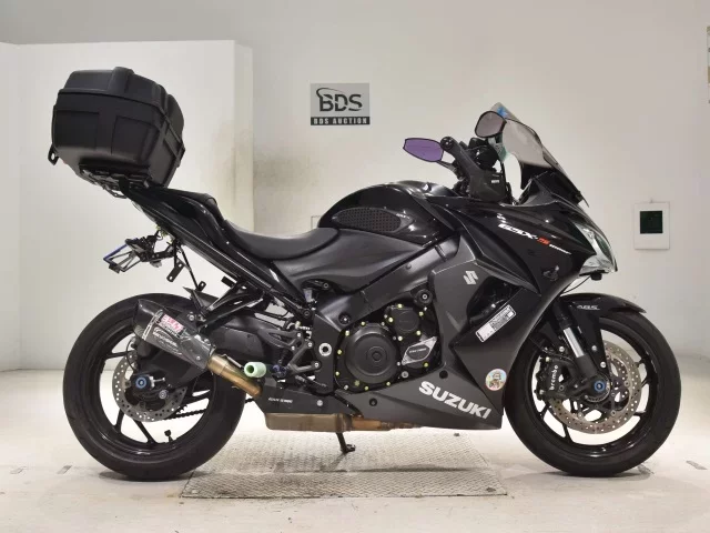 Suzuki GSX-S1000F лот № 2813 оценка 4  с аукциона в Японии