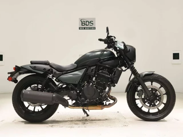 Kawasaki ELIMINATOR 400-3SE лот № 7688 оценка 7  с аукциона в Японии