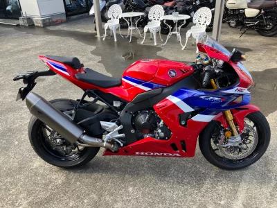 Honda CBR1000RR-R FB SP