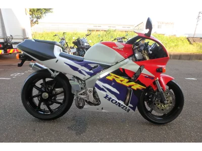 Honda RVF400
