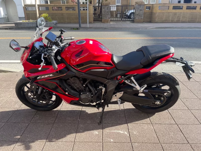 Honda CBR650R