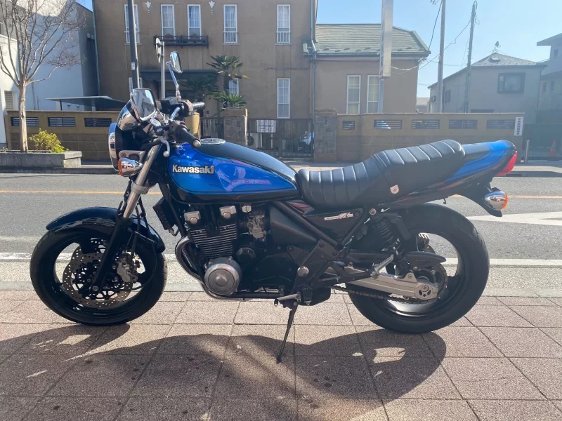 Kawasaki ZEPHYR400K