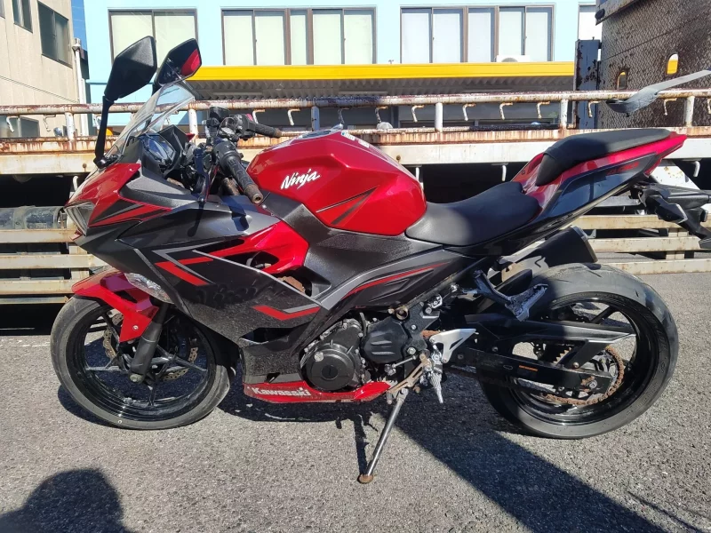 Kawasaki Ninja 400