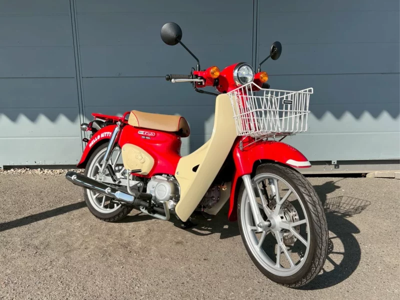 Honda SUPER CUB 110 HELLOKITTY