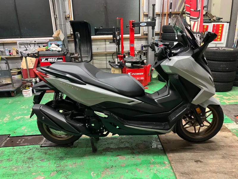 Honda FORZA 250