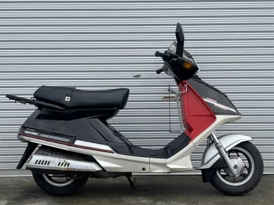 Yamaha TRACYCZ125