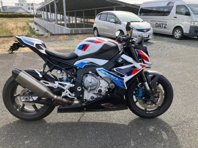BMW BMW M1000R