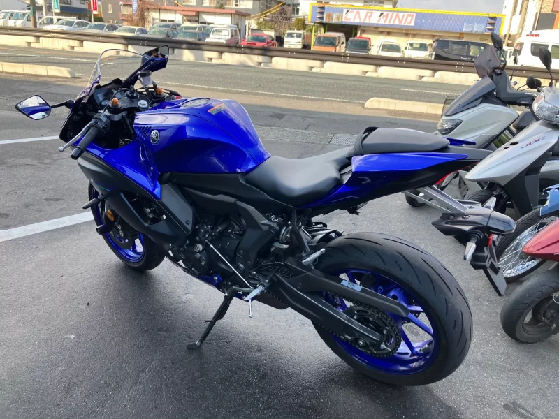 Yamaha YZF-R7