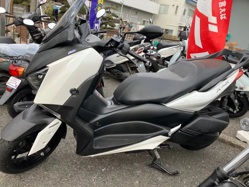 Yamaha XMAX