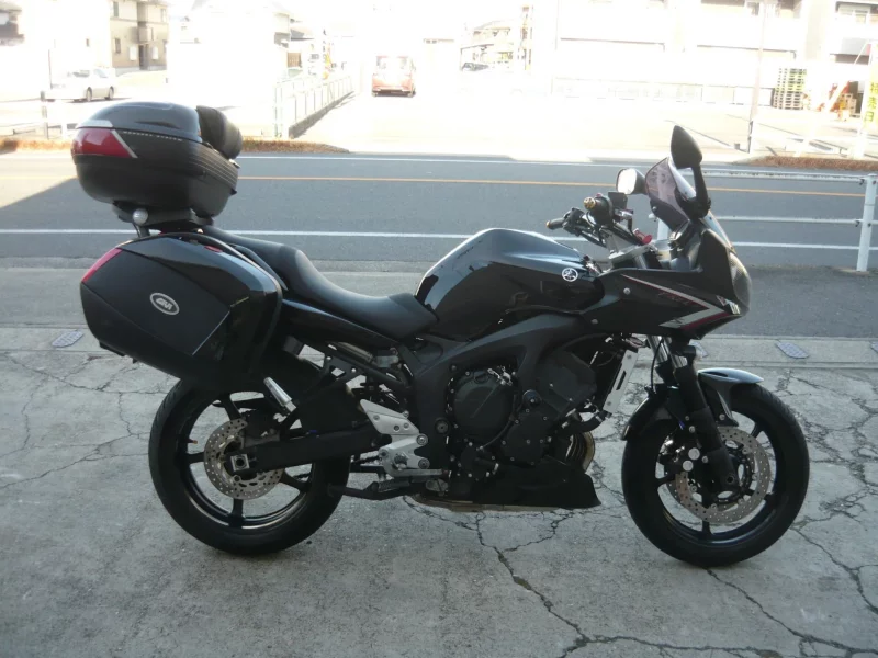 Yamaha FZ-6S FEATHER
