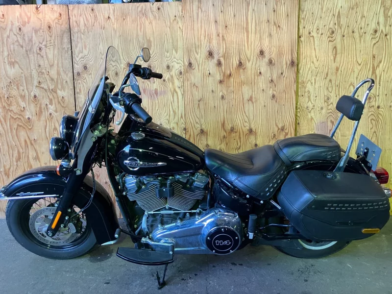 Harley-Davidson HARLEY FLHCS