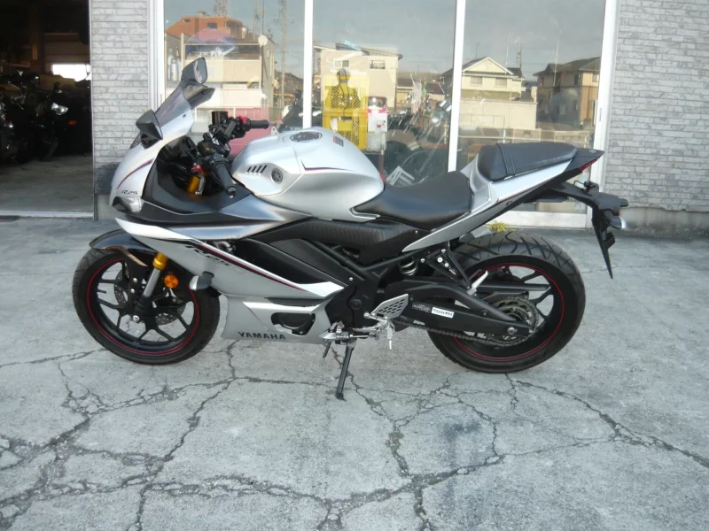 Yamaha YZF-R25