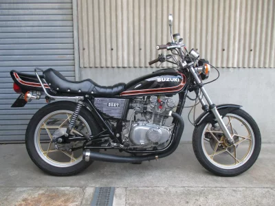 Suzuki GS400