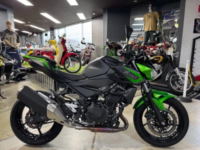 Kawasaki Z400
