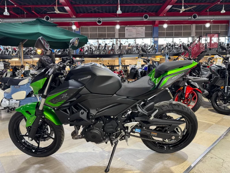 Kawasaki Z400