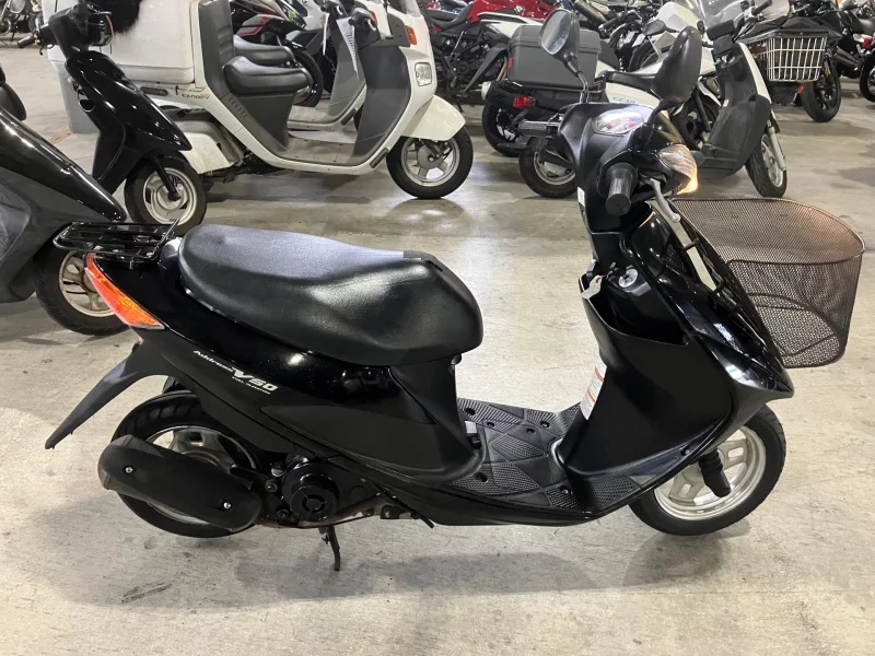 Suzuki ADDRESS V50