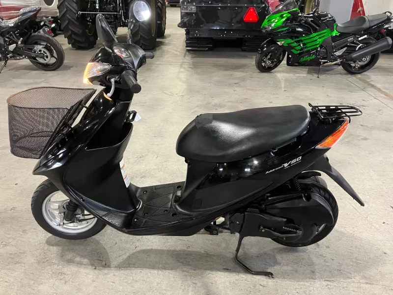 Suzuki ADDRESS V50