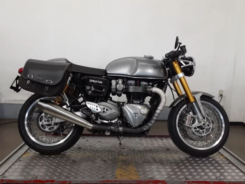 Triumph TRIUMPH THRUXTON 1200R