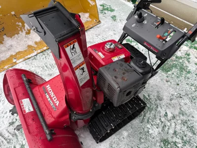 Honda SNOW BLOWER MACHINE