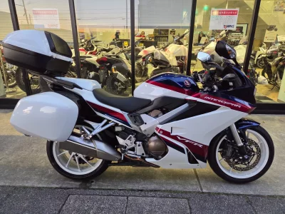 Honda VFR800F