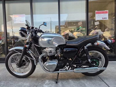 Kawasaki W400