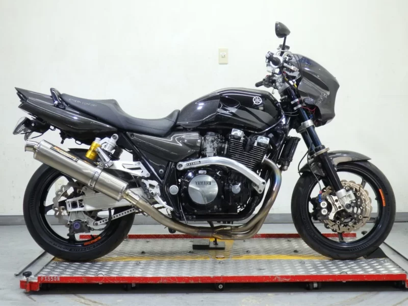 Yamaha XJR1300