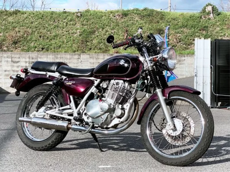 Suzuki ST250 E Type
