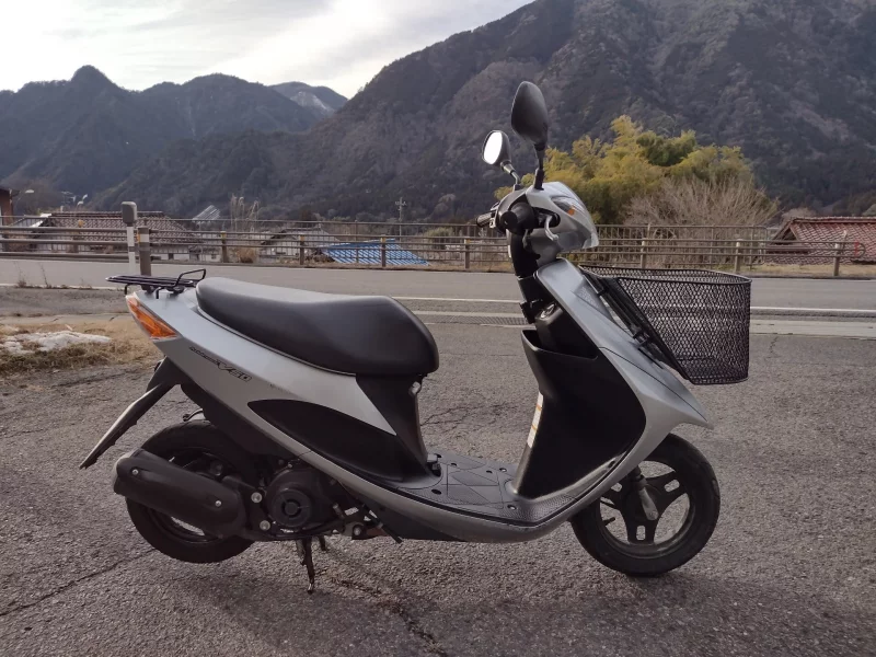 Suzuki ADDRESS V50