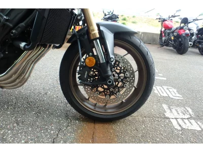 Honda CB650R E-CLUTCH