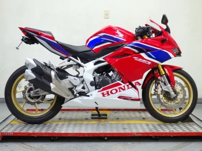 Honda CBR250RR ABS