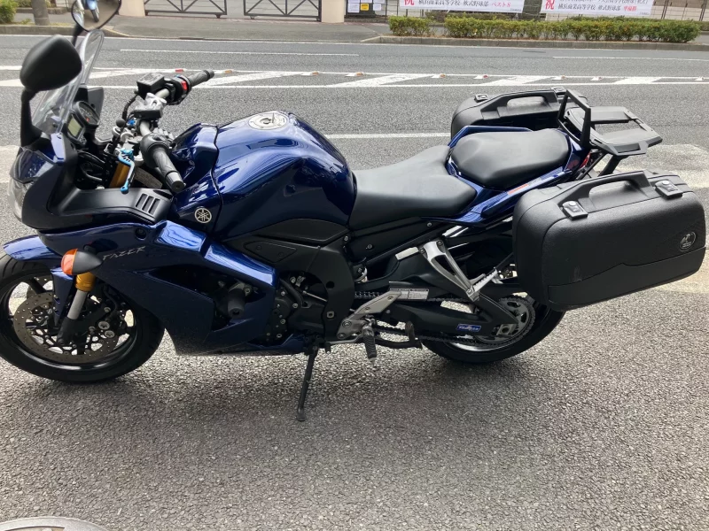 Yamaha FZ-1 FEATHER
