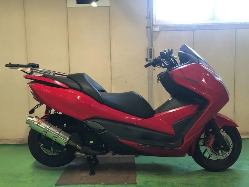 Honda FORZA