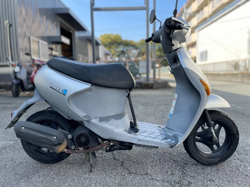 Suzuki LET S4