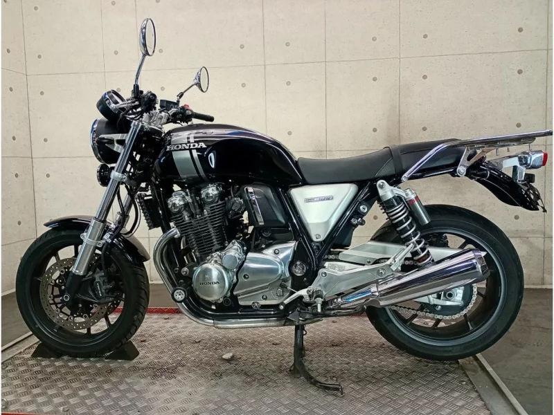 Honda CB1100RS
