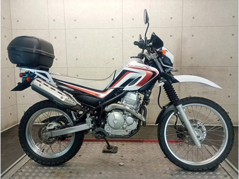 Yamaha SEROW 250