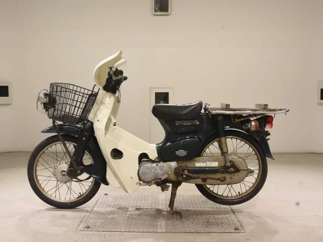 Honda C50